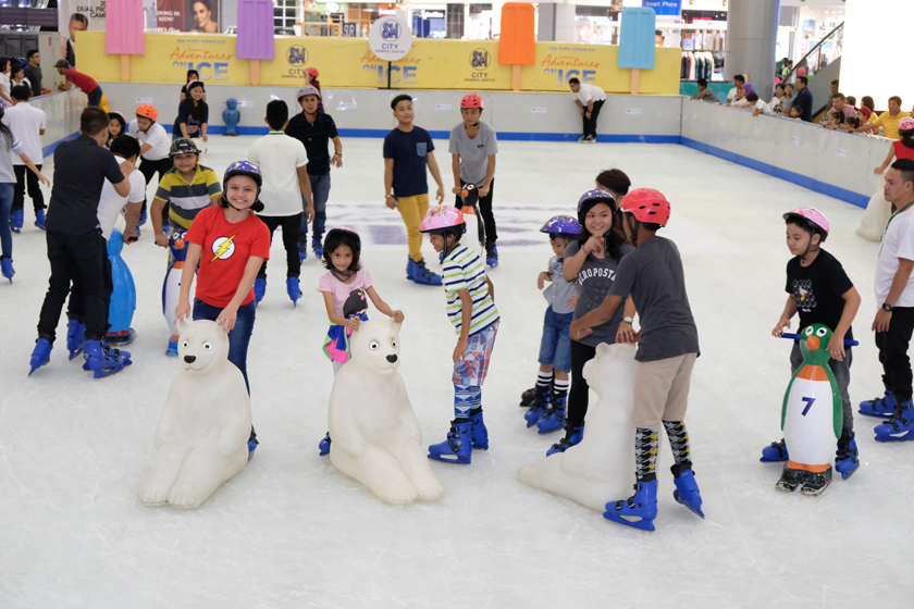 SM City Gensan opens first ever Ice Skating Rink in SoCCSkSarGen with