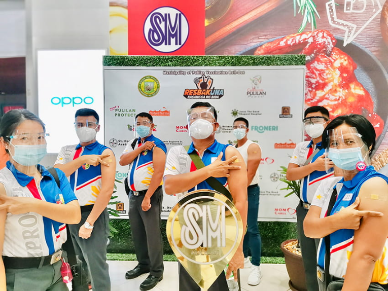 SM, SM Supermalls, SM Safe Malling, Safe Malling, Safe Malling at SM, Ingat Angat Bakuna Lahat, Ingat Angat Bakuna Lahat Campaign, SM Vaccination Campaign, SM Vaccination Sites, SM COVID-19 Vaccine Drive, SM Malls, SM Center Pullilan