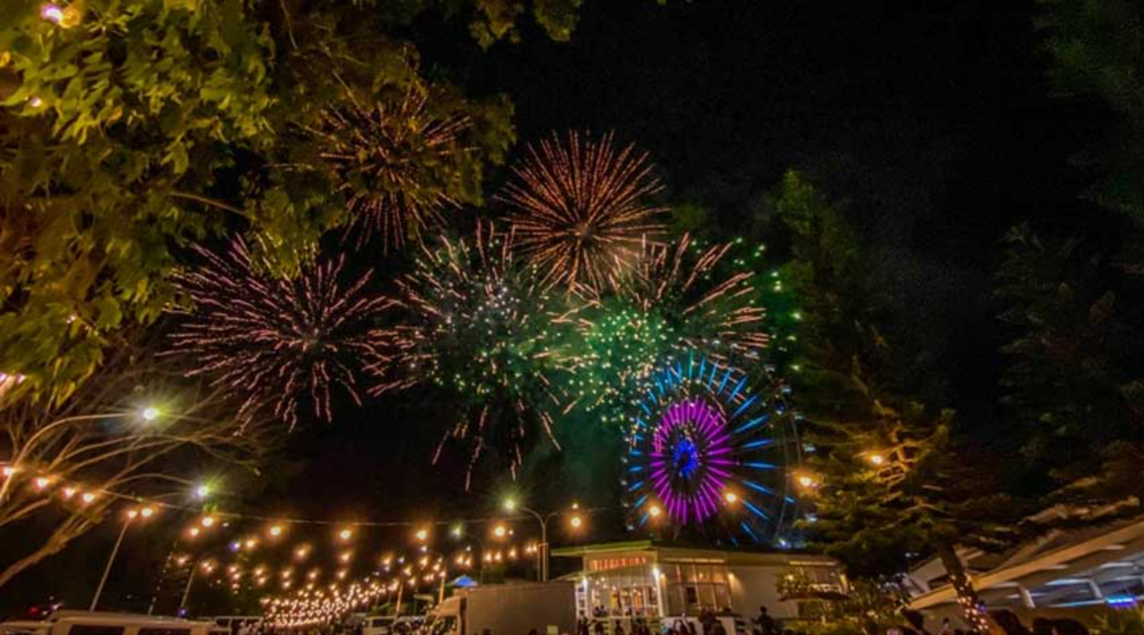 Sky Ranch Tagaytay Firework Show