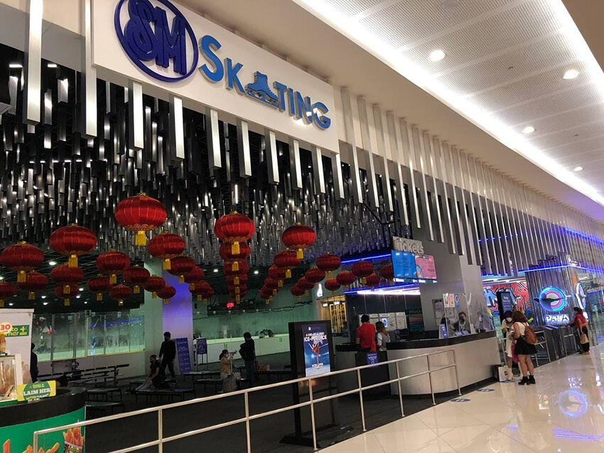 SM Mall of Asia Reopens Its Ice Skating Rink | SM Supermalls
