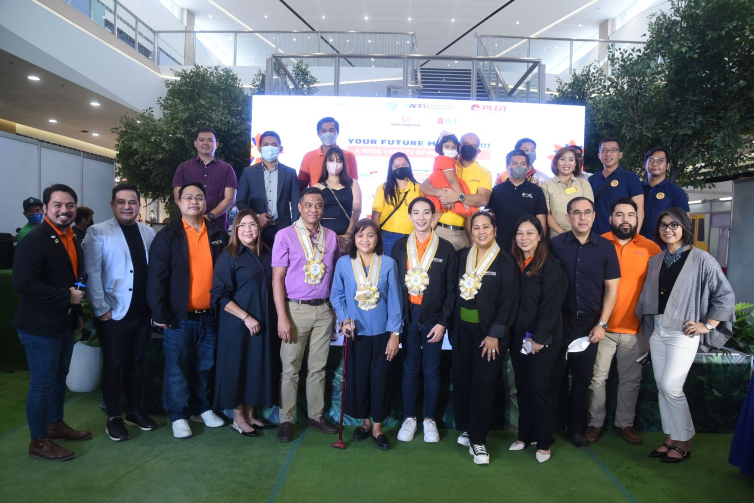 IMG_87cbbd83ce2babd91bc4227ebf47ac93_V