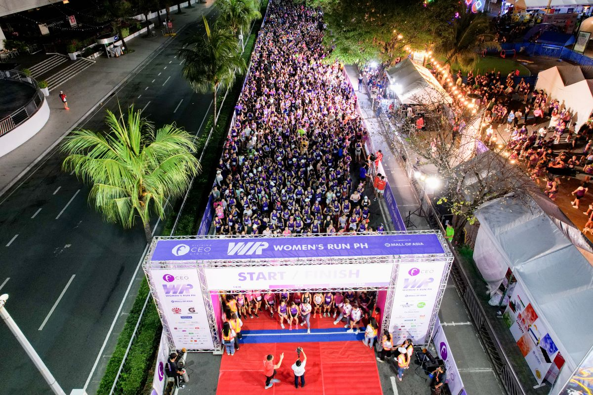 1_b_Runners_unite_for_the_empowering_Womens_Run