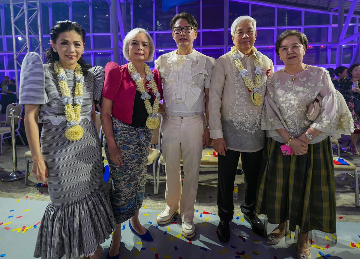 L_R_Cultural_Center_of_the_Philippines_CCP_President_Kaye_Tinga_CCP_Vice_Chair_Margie_Moran_SM_Supermalls_President_Steven_Tan_Suyen_Corporation_President_Virgilio_Lim_and_S