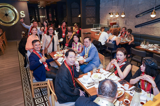 13_Judges_of_the_Hair_Makeup_Trends_2024_Grand_Finals_enjoy_a_sumptuous_lunch_at_Modern_Shang