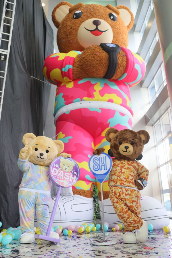 Dash_completes_the_SM_Bear_Squad_with_Da_and_Ash