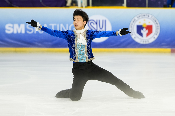 4_Junior_Men_1st_place_winner_Hong_Kong_skater_Jarvis_Ho
