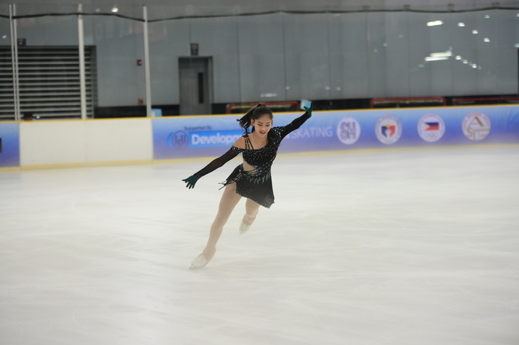 7_Advanced_Novice_Girls_1st_place_winner_Taiwan_skater_Chuang_Yuan_Chen